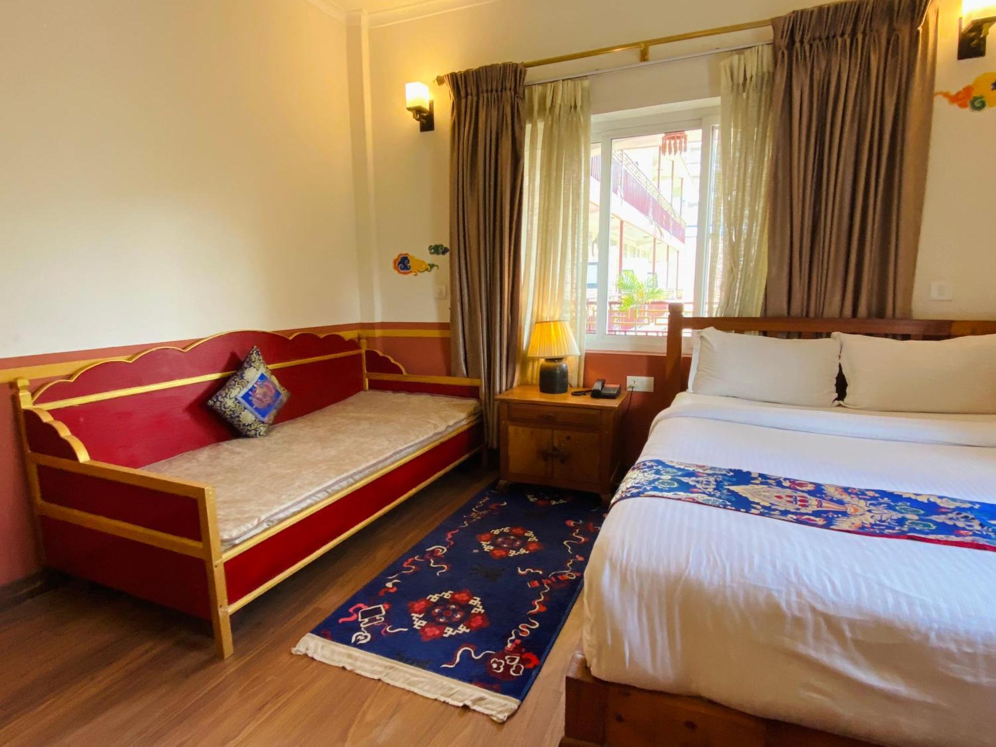 Three Jewels Boutique Hotel 博卡拉 外观 照片