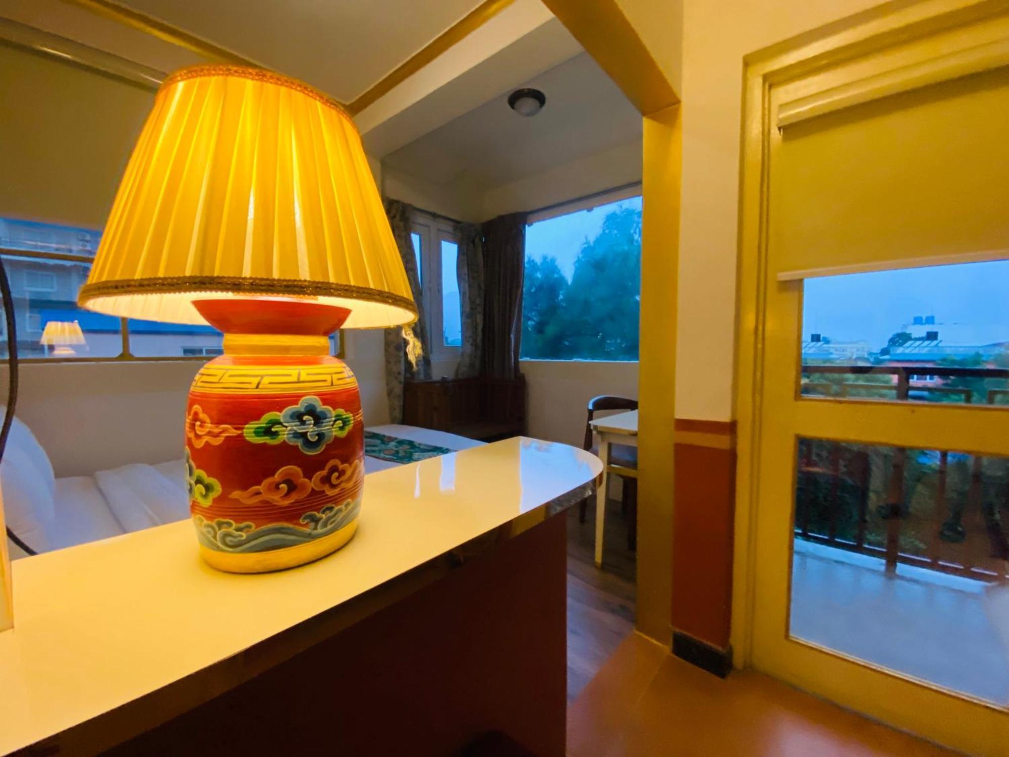 Three Jewels Boutique Hotel 博卡拉 外观 照片