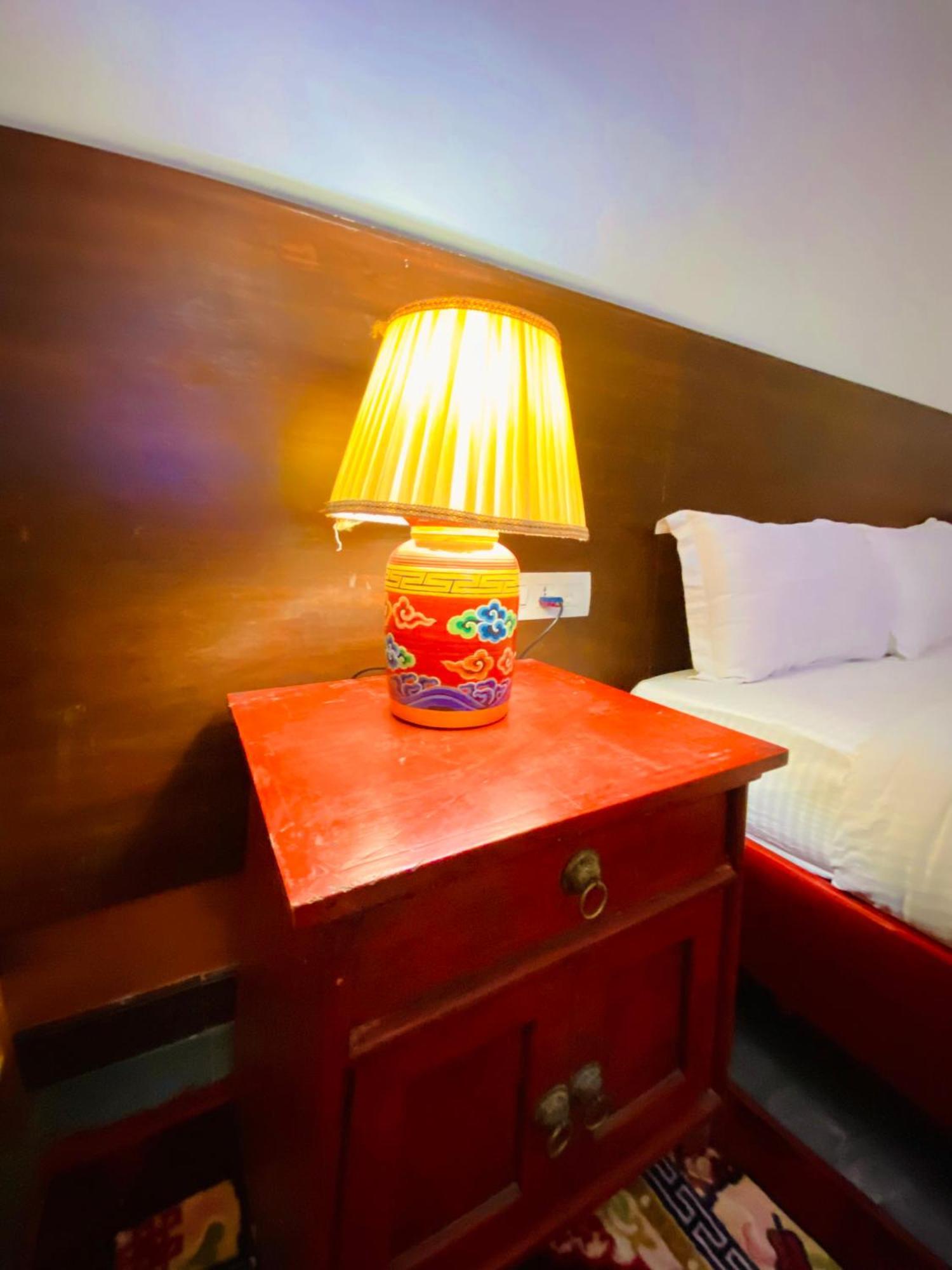 Three Jewels Boutique Hotel 博卡拉 外观 照片