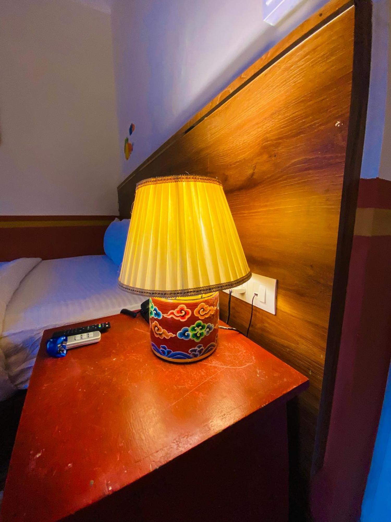 Three Jewels Boutique Hotel 博卡拉 外观 照片