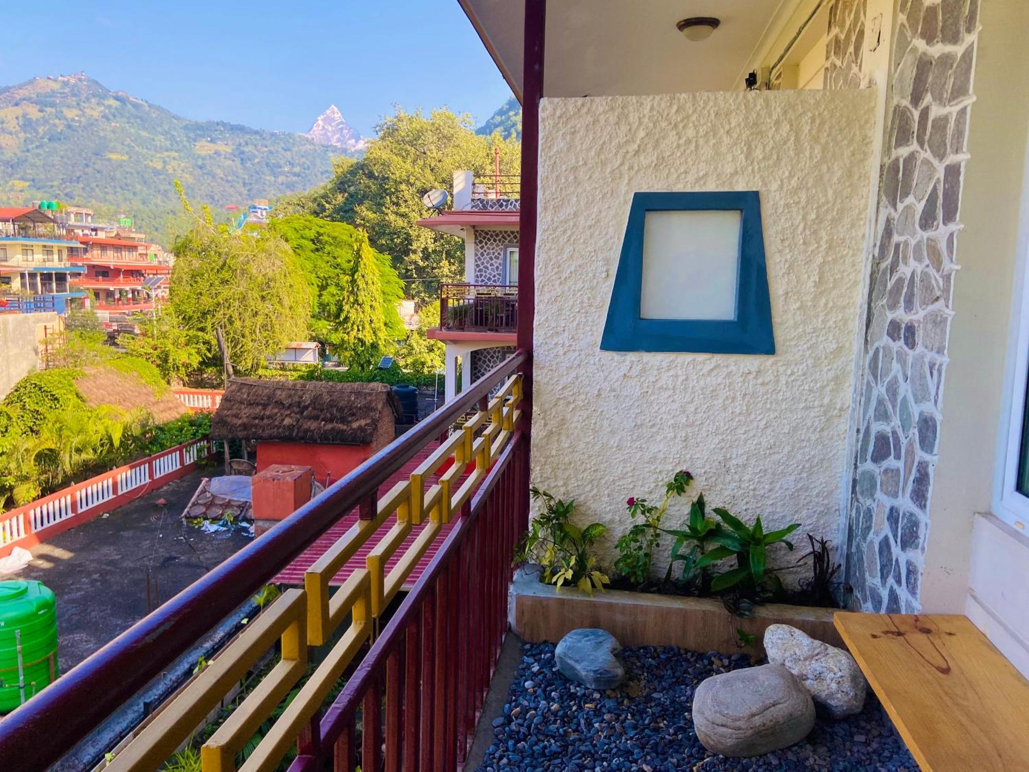 Three Jewels Boutique Hotel 博卡拉 外观 照片