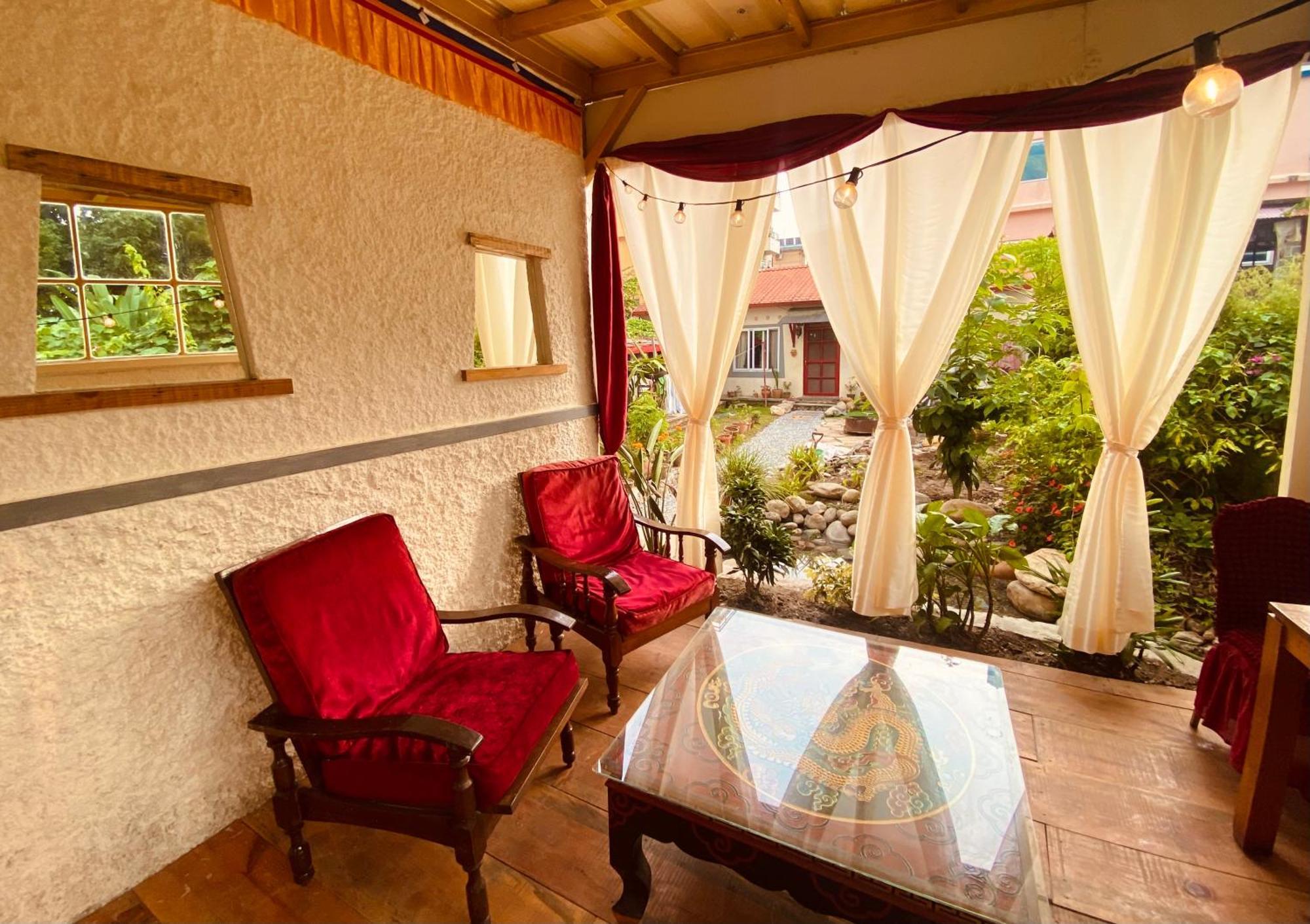 Three Jewels Boutique Hotel 博卡拉 外观 照片