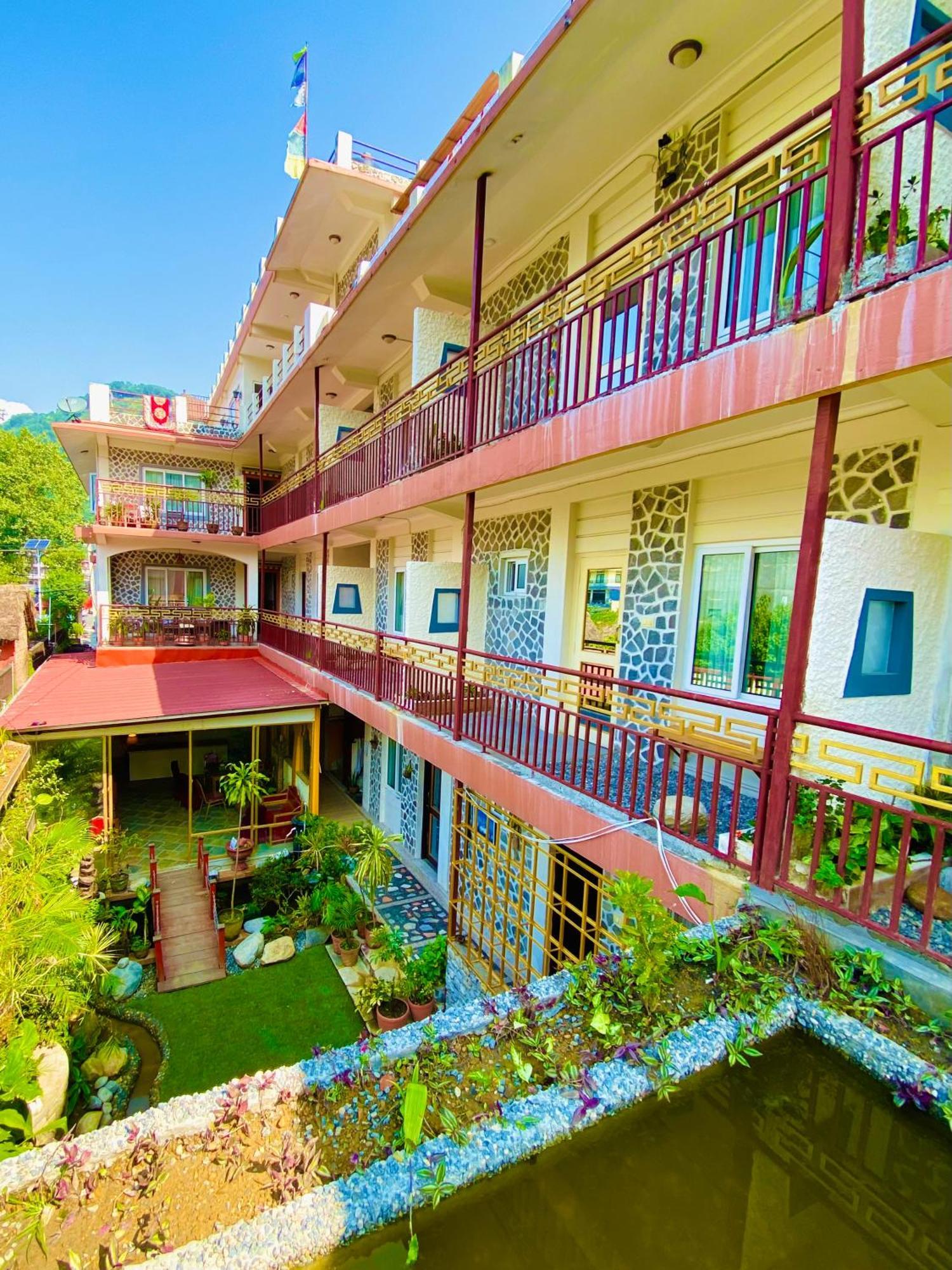 Three Jewels Boutique Hotel 博卡拉 外观 照片