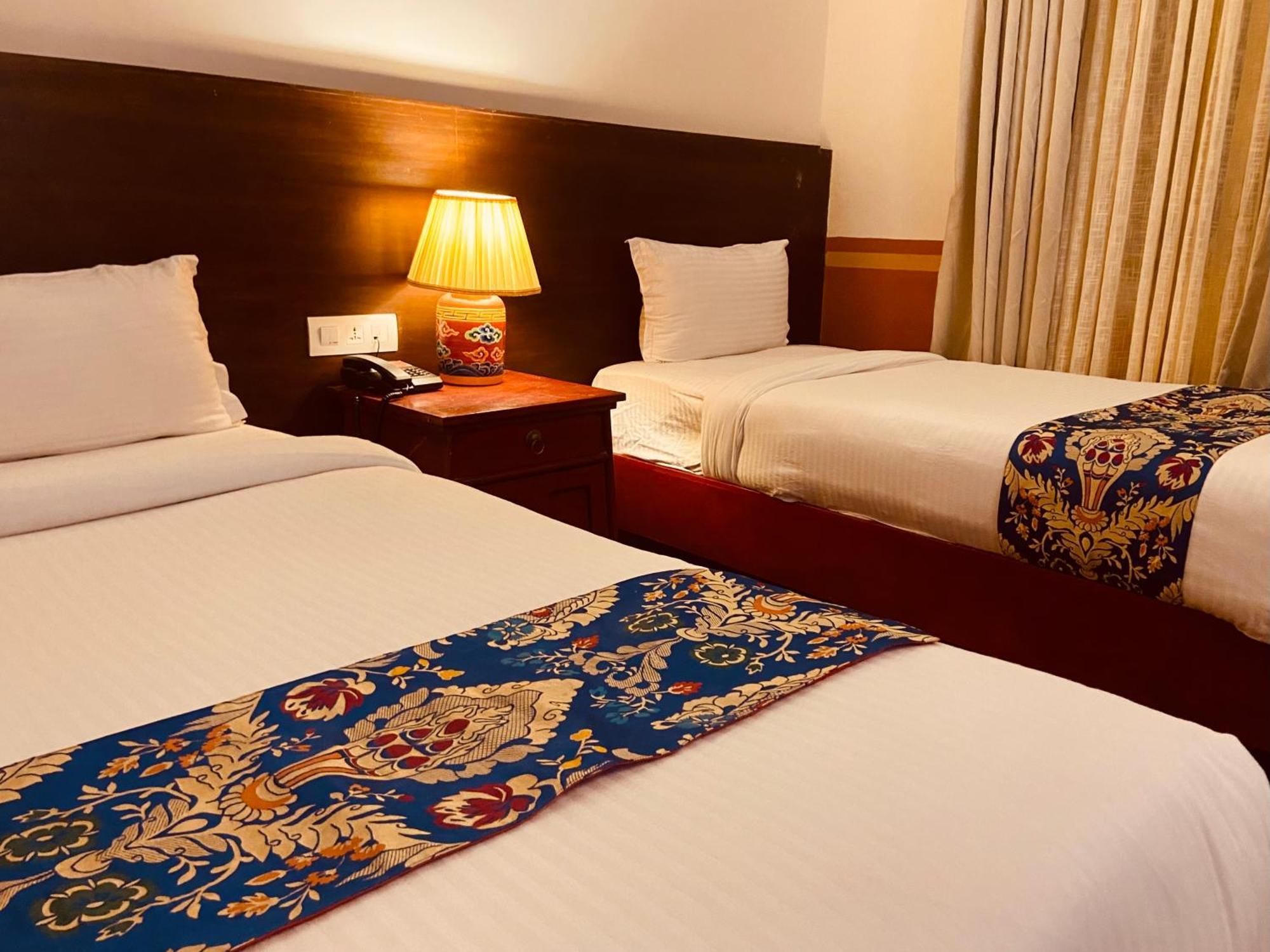 Three Jewels Boutique Hotel 博卡拉 外观 照片