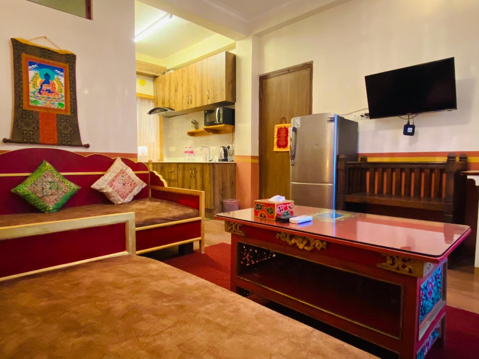 Three Jewels Boutique Hotel 博卡拉 外观 照片